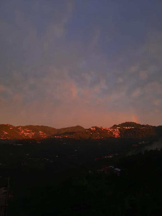 Him Aashrey B&B Homestay Shimla Ngoại thất bức ảnh